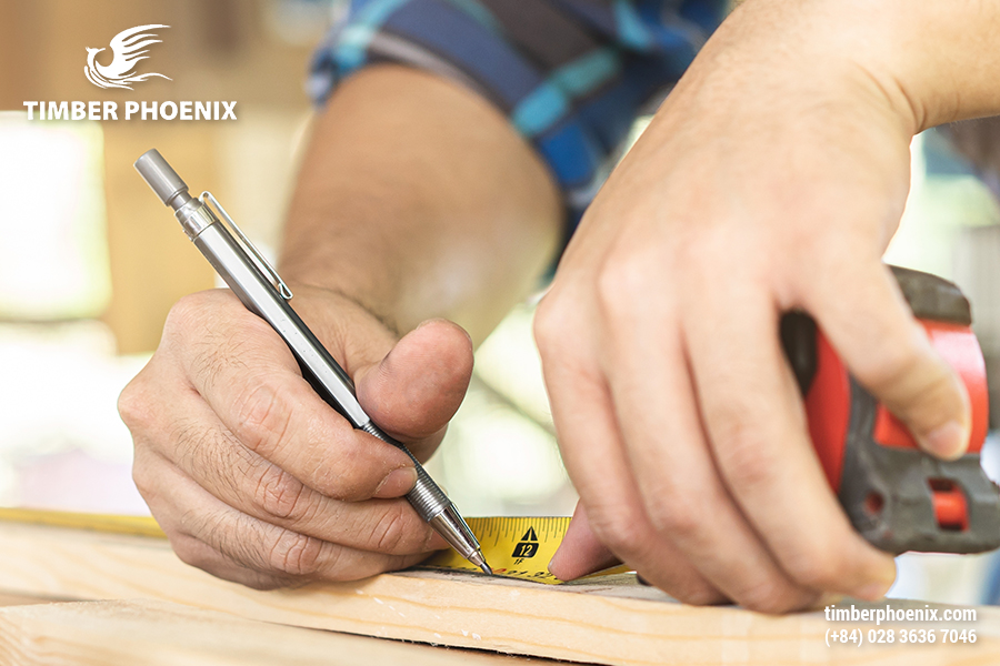 Tìm hiểu các bước trong quy trình cắt gỗ.