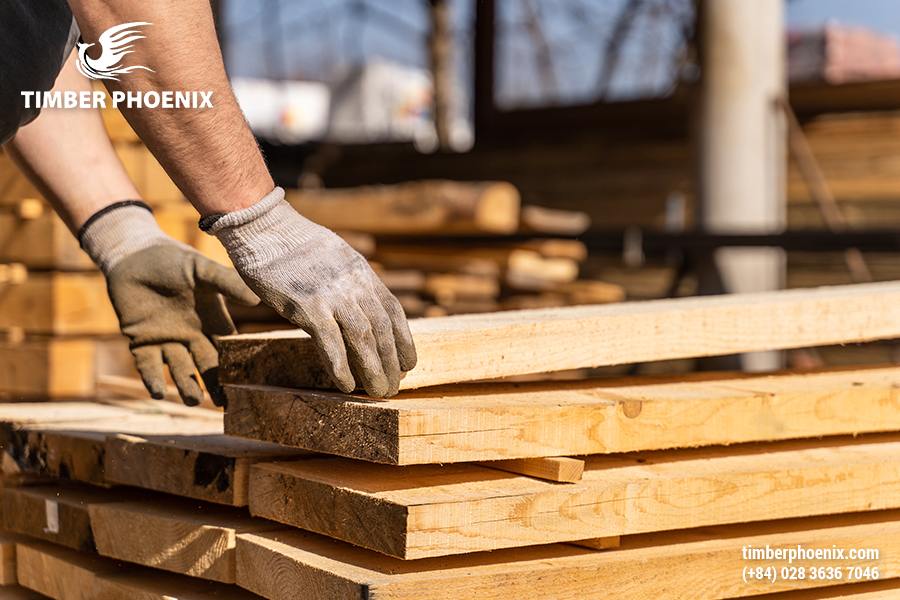 Giải pháp giúp nâng cao ý thức người lao động trong ngành gỗ.