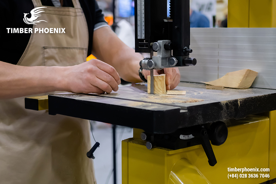 Giải pháp giúp nâng cao ý thức người lao động trong ngành gỗ.